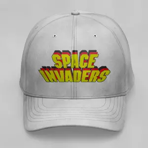 Casquette grise avec le logo des Space Invaders