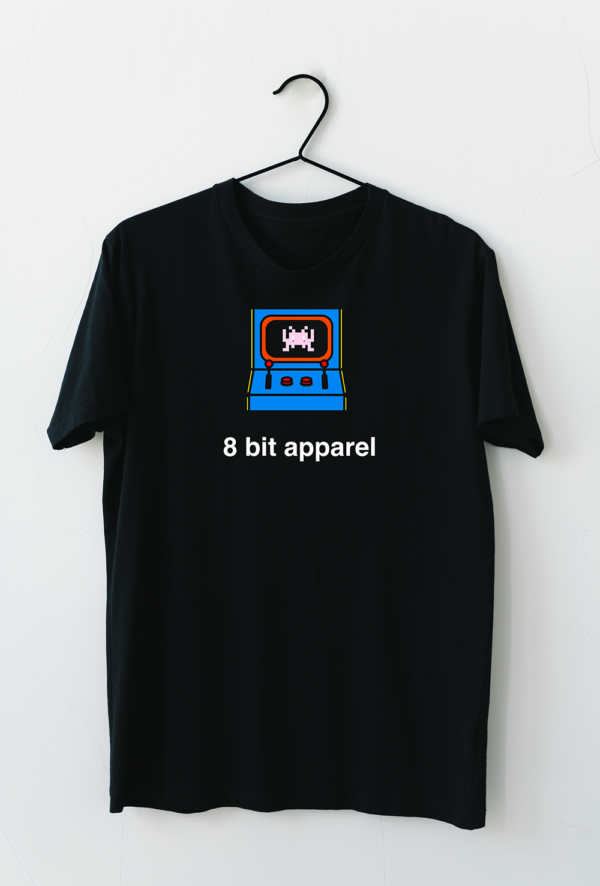 T-Shirt noir avec le logo de la marque 8 Bit Apparel